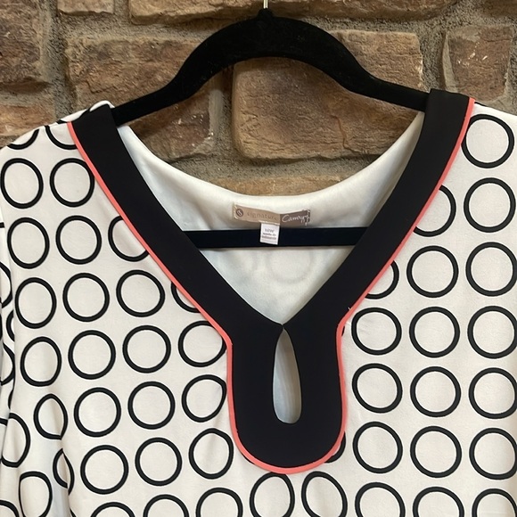 Camryn black and white lined midi dress with keyhole neckline. Size 16W - Picture 3 of 10